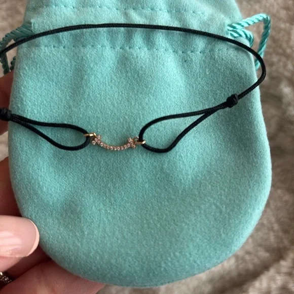 Authentic Tiffany & Co. Smile cord bracelet in rose gold and diamonds - Picture 12 of 16